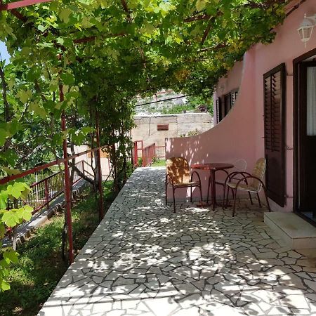 سينج Apartments Josica المظهر الخارجي الصورة