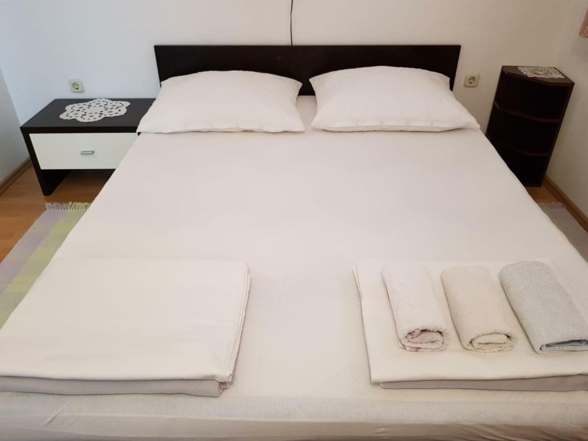 سينج Apartments Josica المظهر الخارجي الصورة
