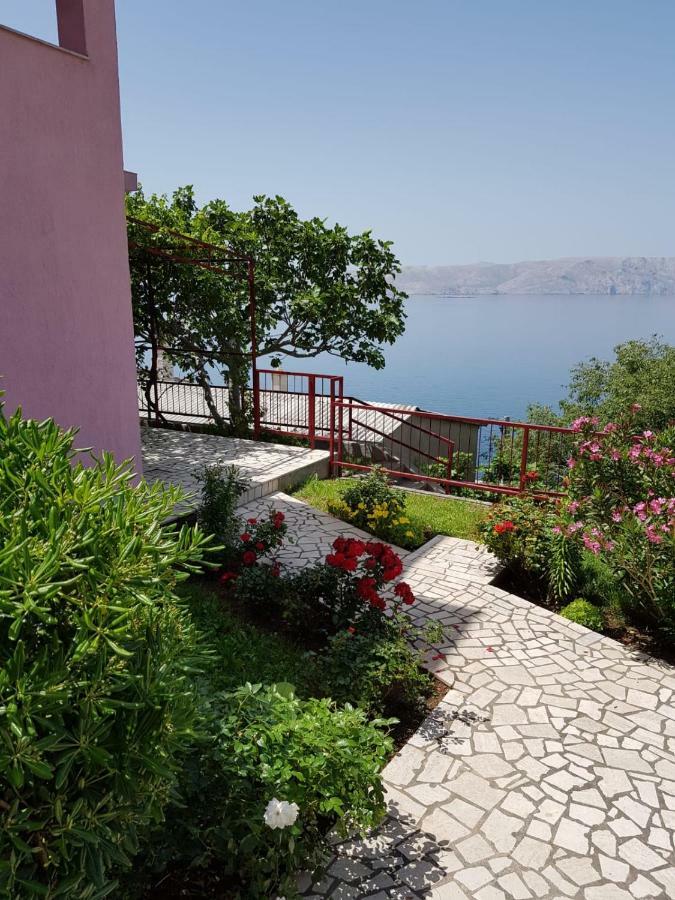سينج Apartments Josica المظهر الخارجي الصورة