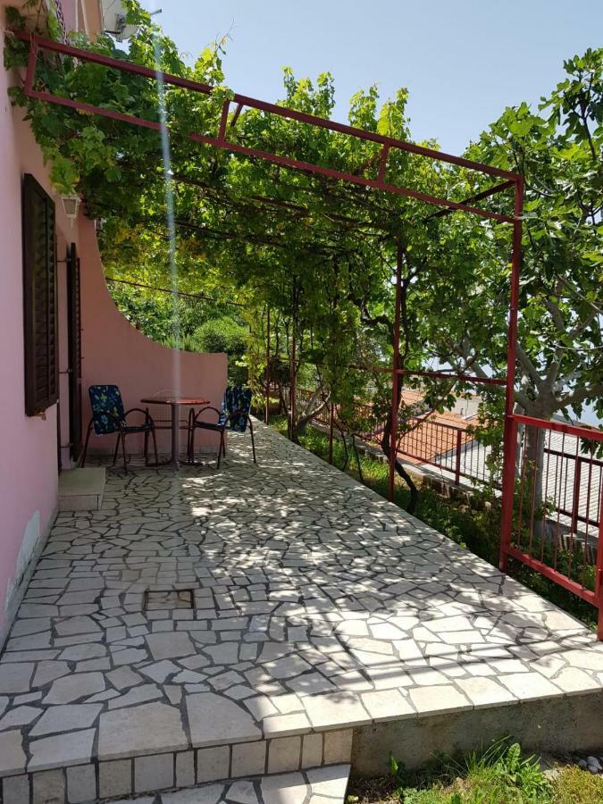 سينج Apartments Josica المظهر الخارجي الصورة